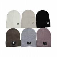 Шапка жіноча №17